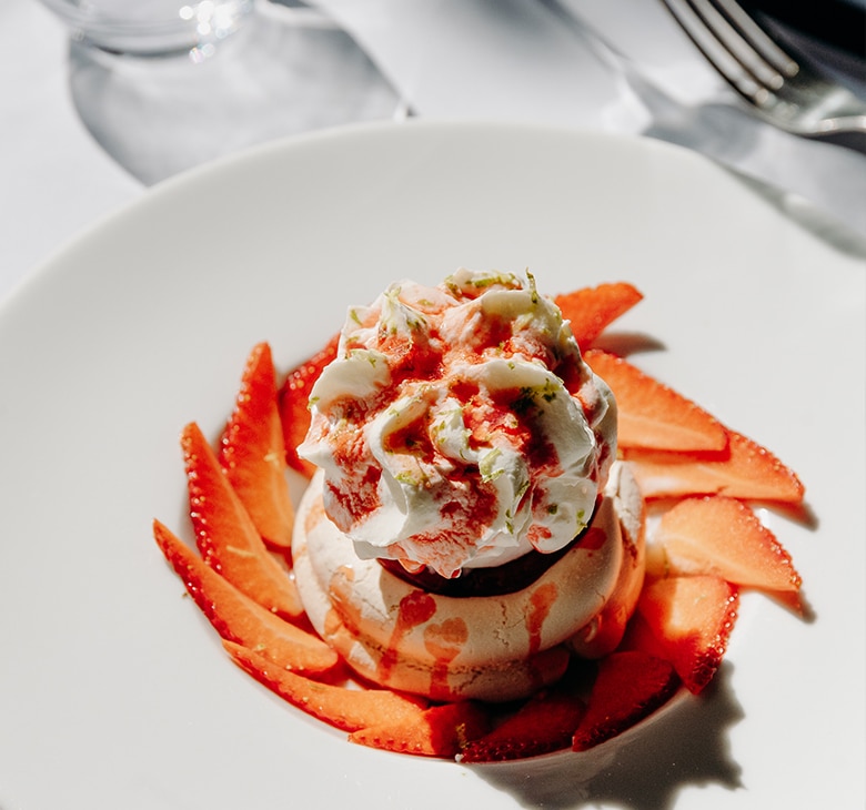 Dessert Pavlova maison